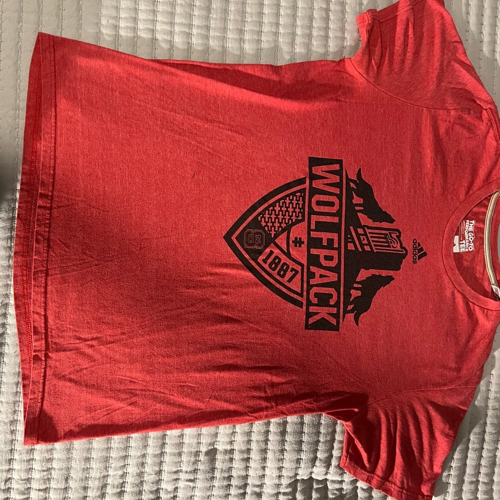 NC State Wolfpack men’s t shirt
